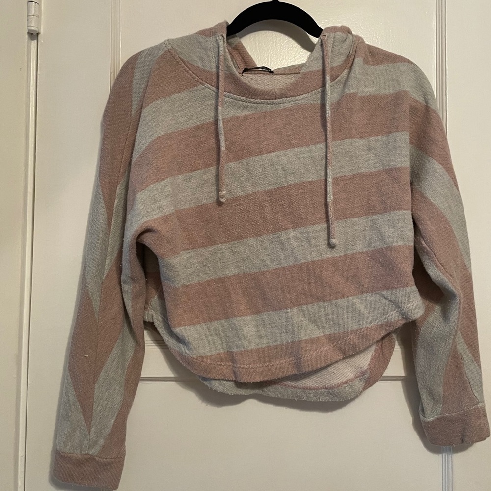 Crop sweater